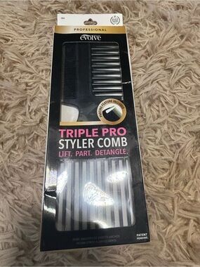 evolve Triple Pro Styler Comb - Black with Pink Accent